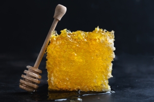 Rituel de miel et de pomme-Comment récupérer son ex avec du miel